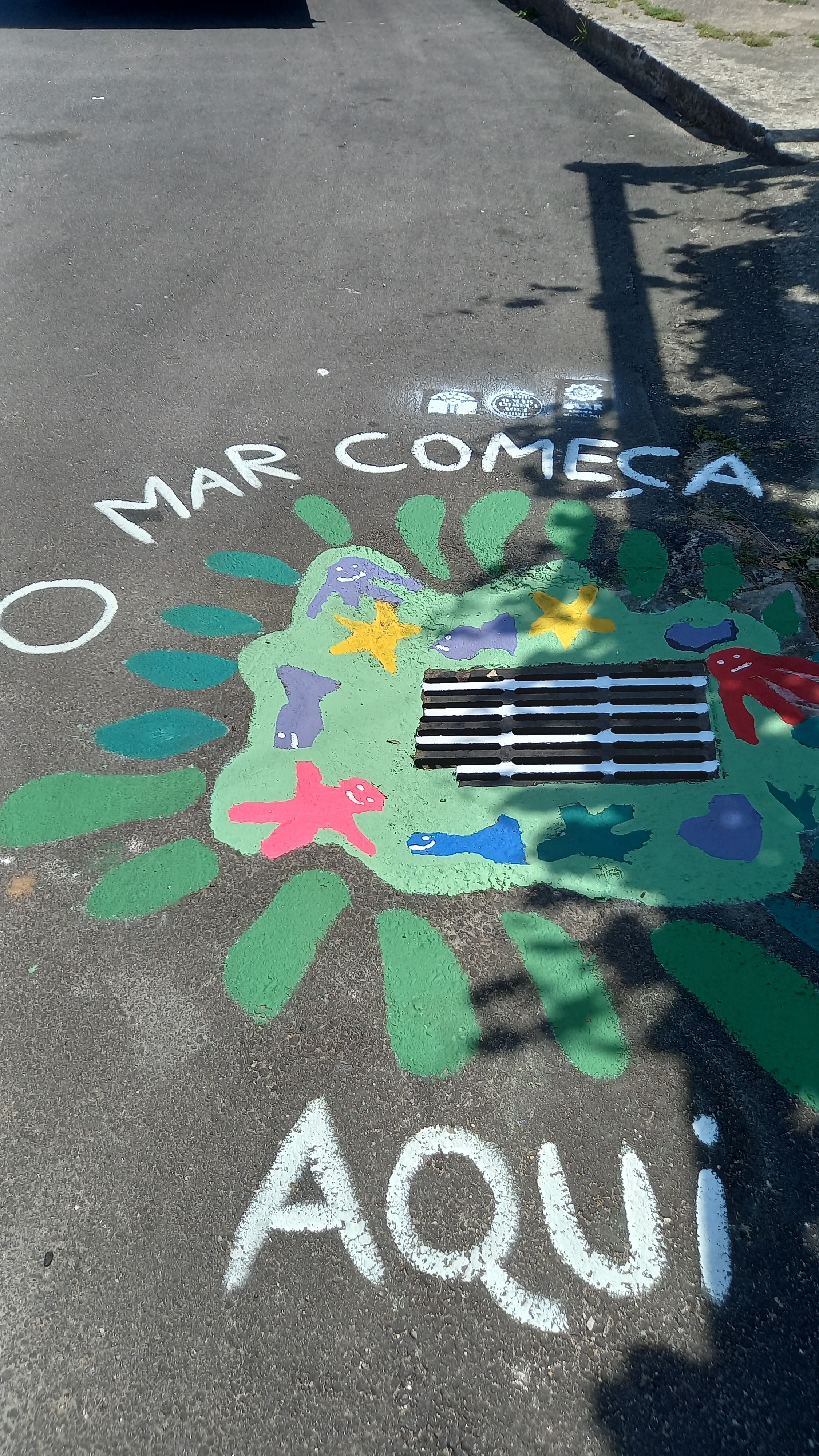 "Os nossos animais e plantas marinhas, querem ser felizes na sua casa".