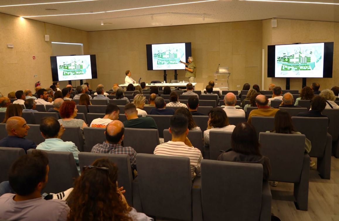 Apresentação do Masterplan para a Zona Ribeirinha da Vila de Soure, uma visão integrada para um território mais resiliente, que reforça, entre outros objetivos, o compromisso do Município com a proteção dos recursos hídricos e valorização dos ecossistemas