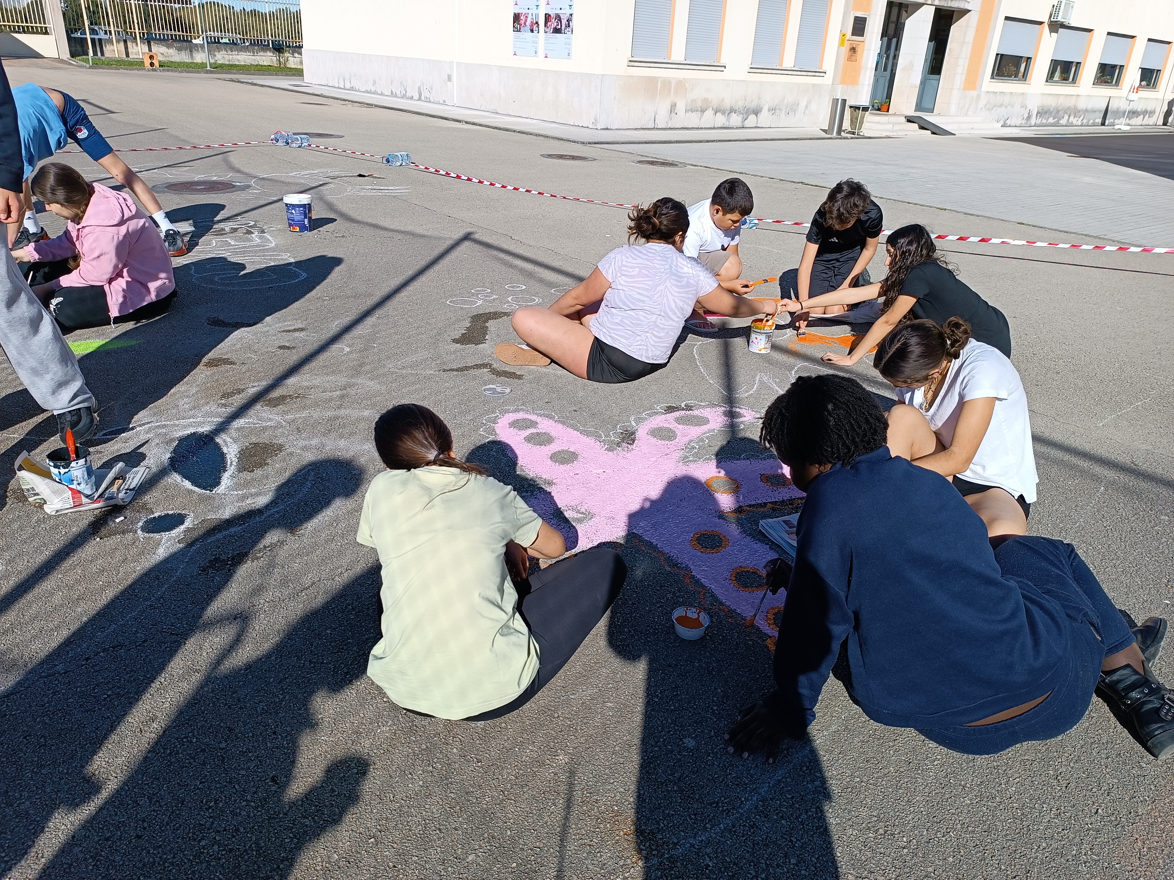 Animais marinhos visitam a escola