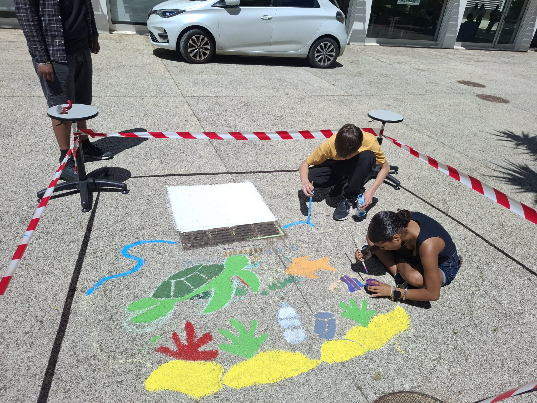 Processo da pintura com os alunos da turma 8º8ª