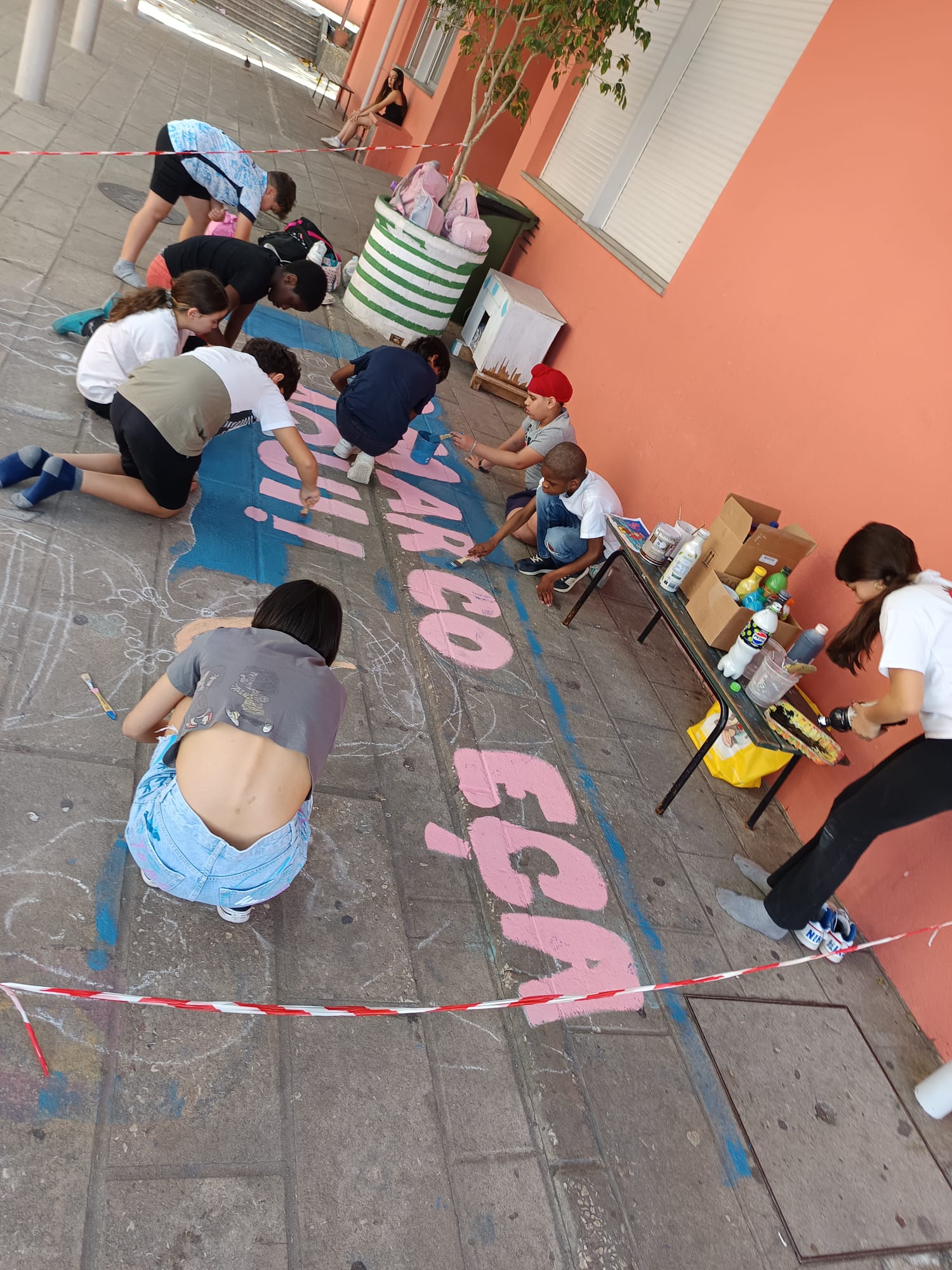 Execução das pinturas.